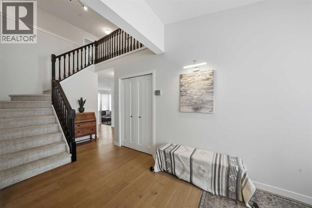 29 Dandell Close, Red Deer, Alberta T4R 2J3 - Photo 4 - A2292140