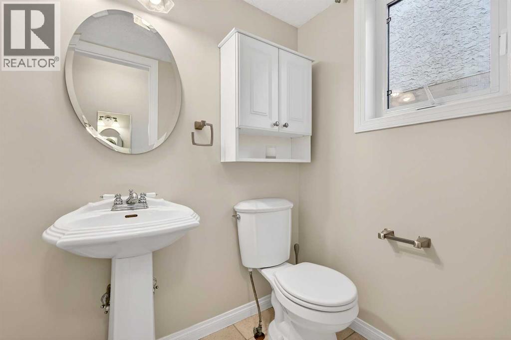 256 Sunmills Place SE, Calgary, Alberta  T2X 2P2 - Photo 24 - A2288975