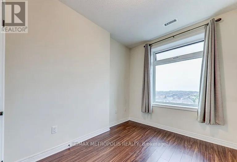 512 - 39 New Delhi Drive, Markham, Ontario  L3S 0E1 - Photo 15 - N12905352
