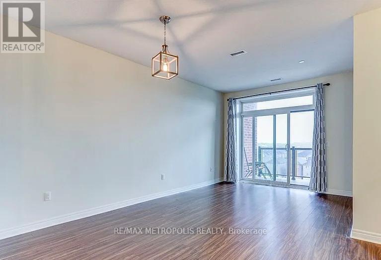 512 - 39 New Delhi Drive, Markham, Ontario  L3S 0E1 - Photo 5 - N12905352