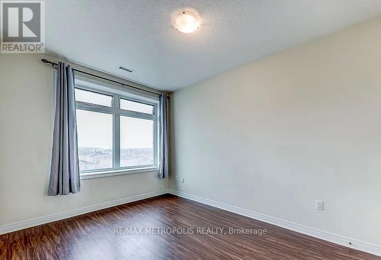 512 - 39 New Delhi Drive, Markham, Ontario  L3S 0E1 - Photo 8 - N12905352