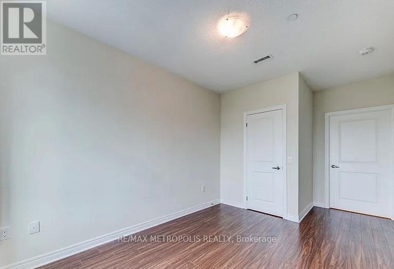 512 - 39 New Delhi Drive, Markham, Ontario  L3S 0E1 - Photo 9 - N12905352