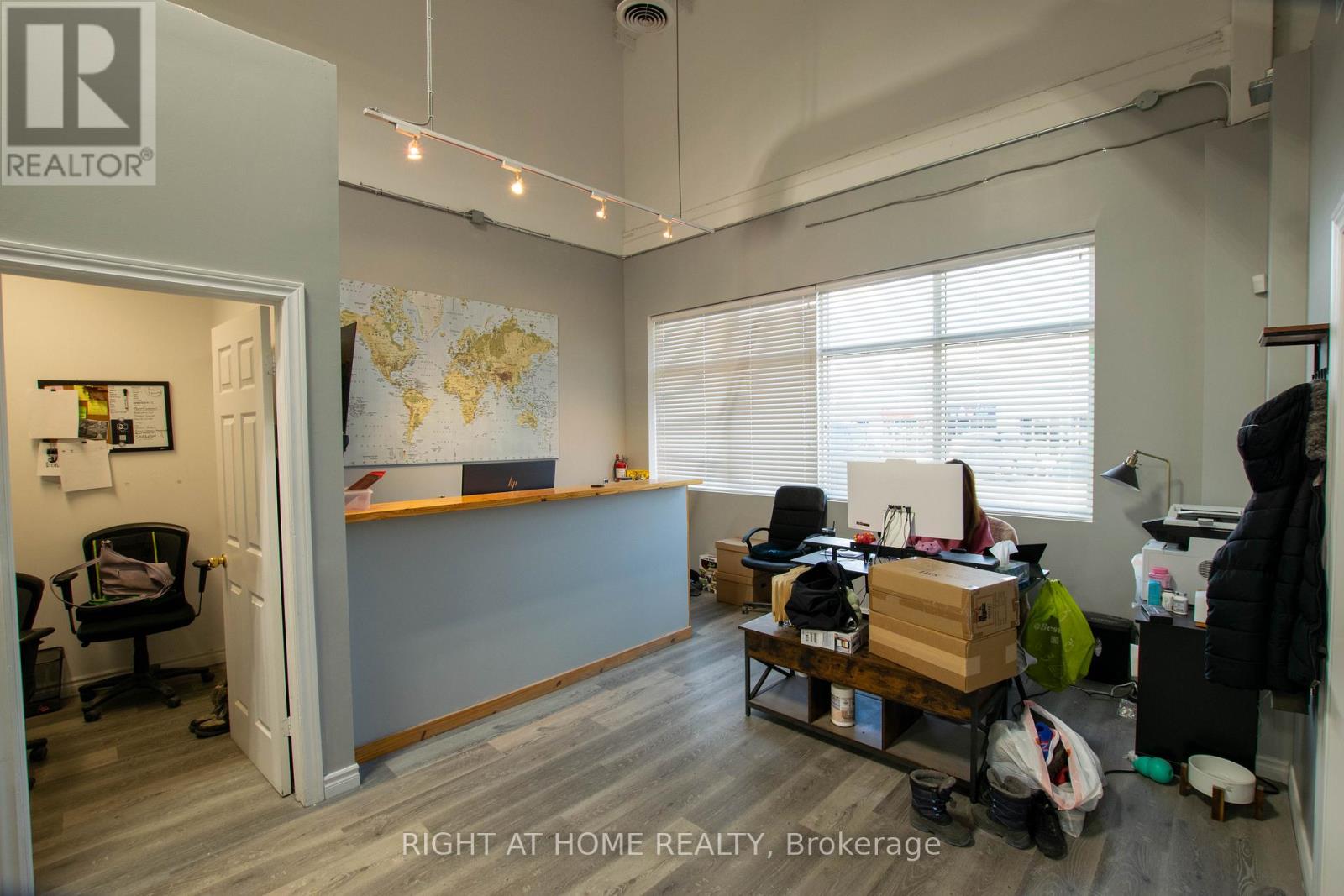 4 & 5 - 38 Innovator Avenue, Whitchurch-Stouffville, Ontario  L4A 0Y2 - Photo 11 - N12905396