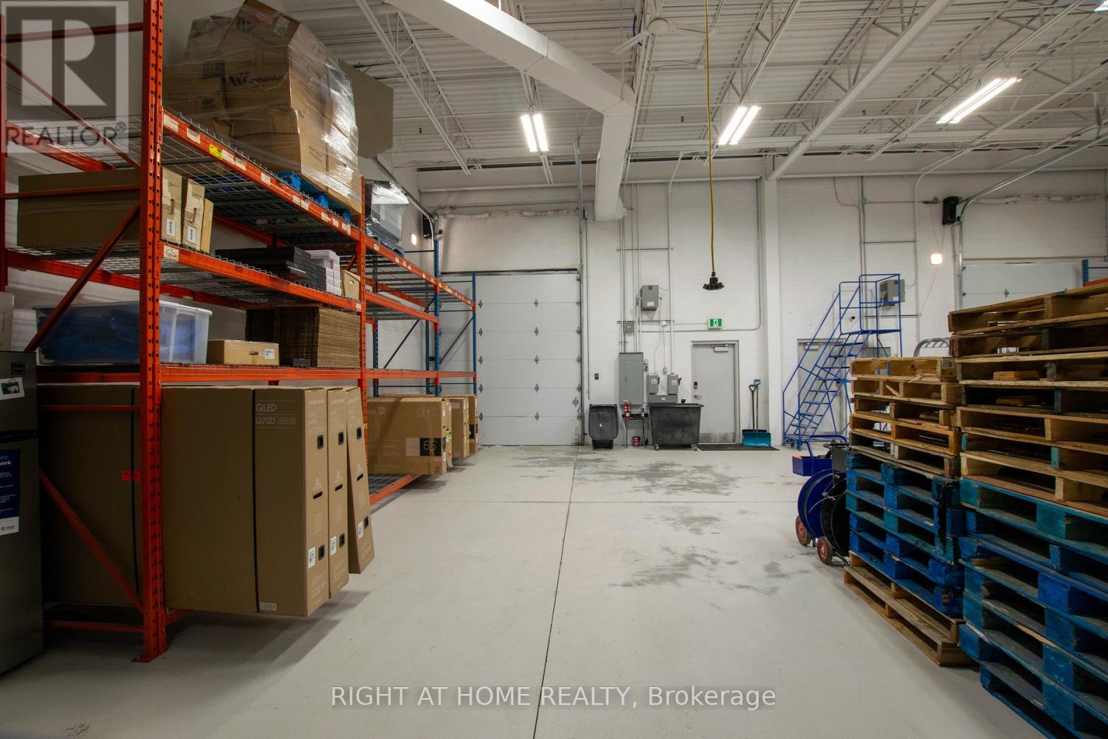 4 & 5 - 38 Innovator Avenue, Whitchurch-Stouffville, Ontario  L4A 0Y2 - Photo 21 - N12905396