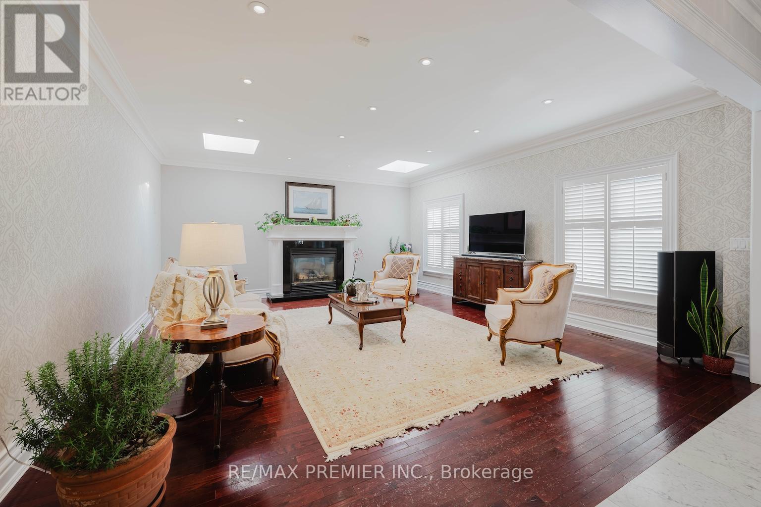 85 Gregory Scott Drive, Vaughan, Ontario  L4H 1K7 - Photo 13 - N12905422