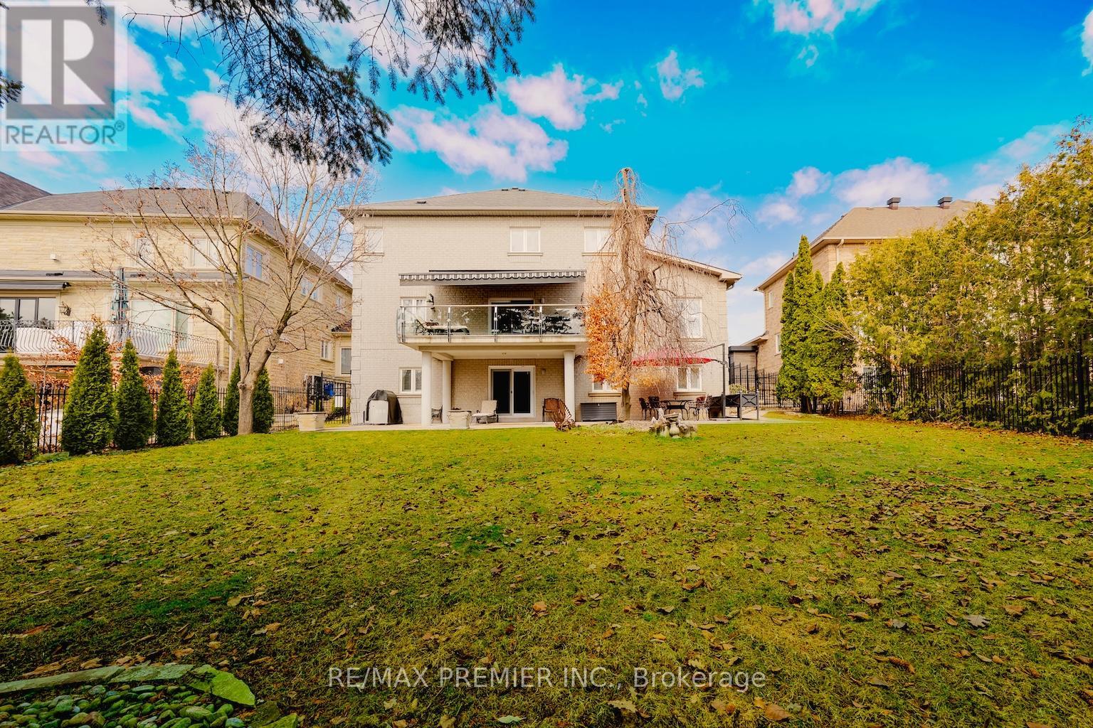 85 Gregory Scott Drive, Vaughan, Ontario  L4H 1K7 - Photo 31 - N12905422