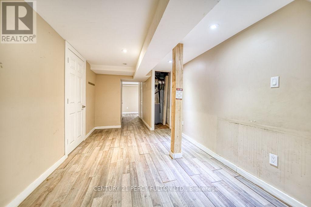 1606 Queen Street W, Toronto, Ontario M6R 1A8 - Photo 18 - W12905334