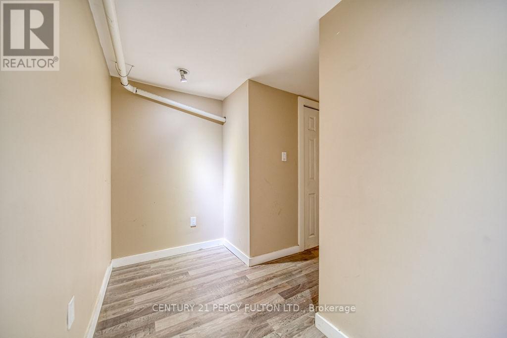 1606 Queen Street W, Toronto, Ontario M6R 1A8 - Photo 21 - W12905334