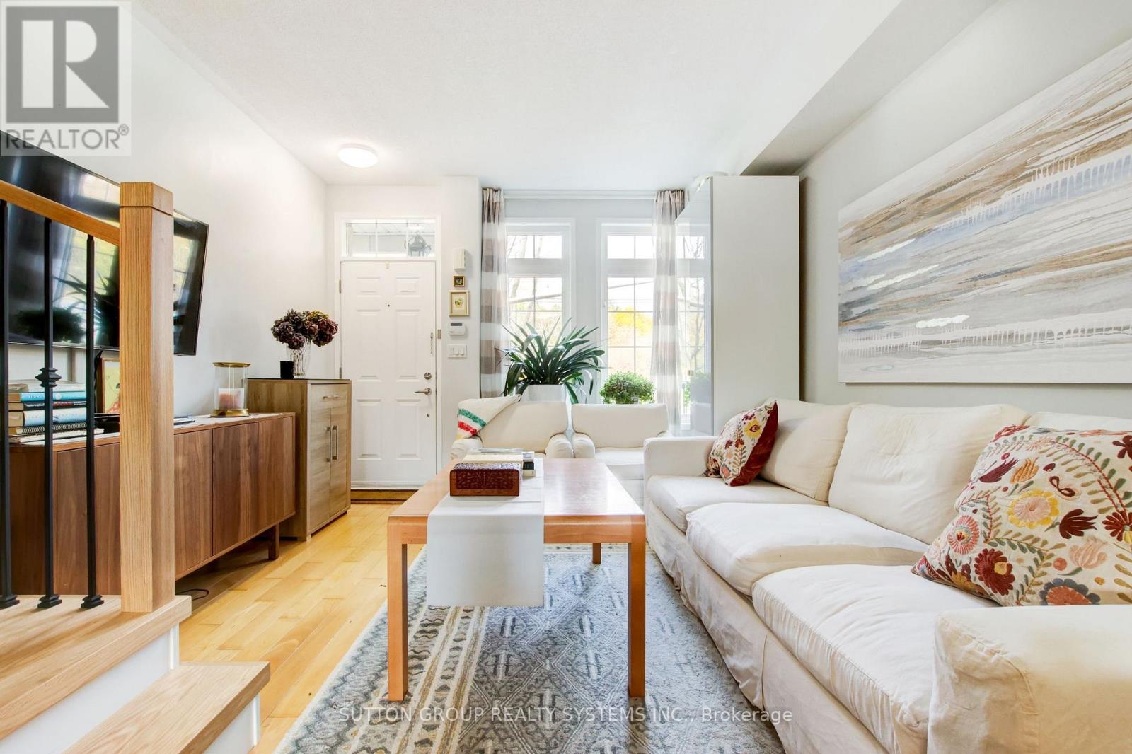 85 - 119b The Queensway, Toronto, Ontario  M6S 5B7 - Photo 12 - W12905356