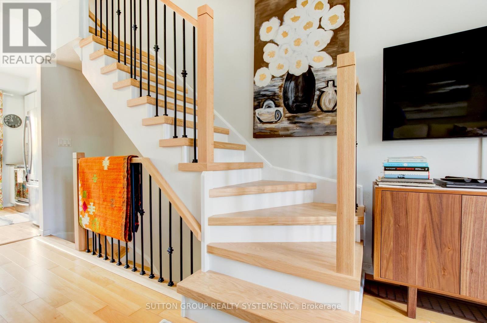 85 - 119b The Queensway, Toronto, Ontario  M6S 5B7 - Photo 25 - W12905356