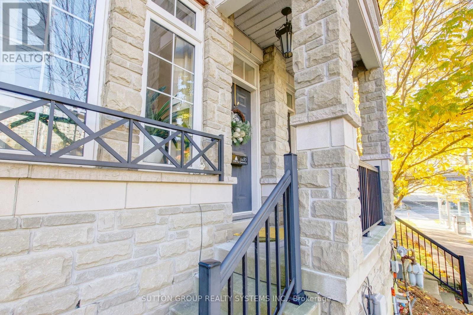 85 - 119b The Queensway, Toronto, Ontario  M6S 5B7 - Photo 5 - W12905356