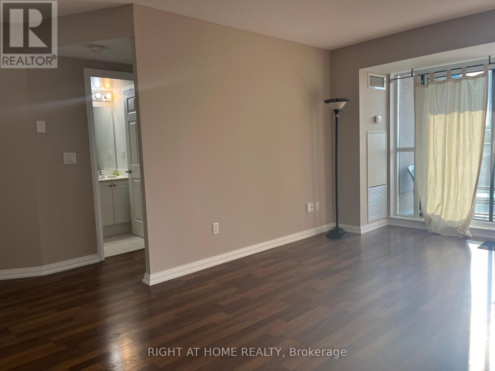 707 - 220 Forum Drive, Mississauga, Ontario  L4Z 4K1 - Photo 4 - W12905362