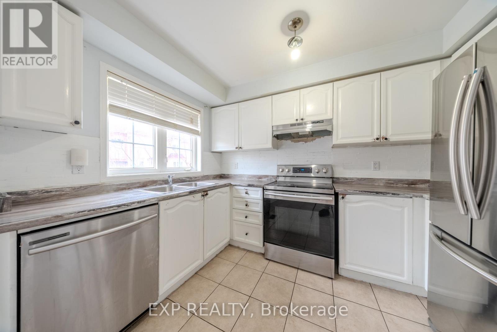 85 Bernard Avenue, Brampton, Ontario  L6Y 5S3 - Photo 15 - W12905364