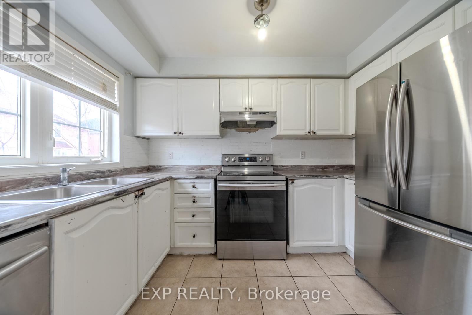 85 Bernard Avenue, Brampton, Ontario  L6Y 5S3 - Photo 20 - W12905364