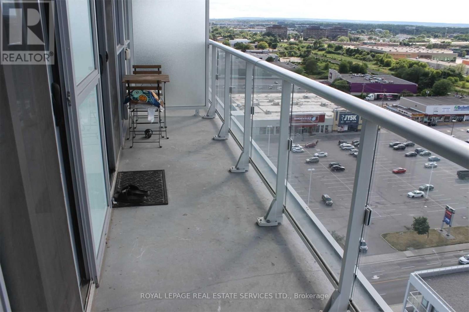 1513 - 55 Speers Road, Oakville, Ontario  L6K 3R6 - Photo 11 - W12905370