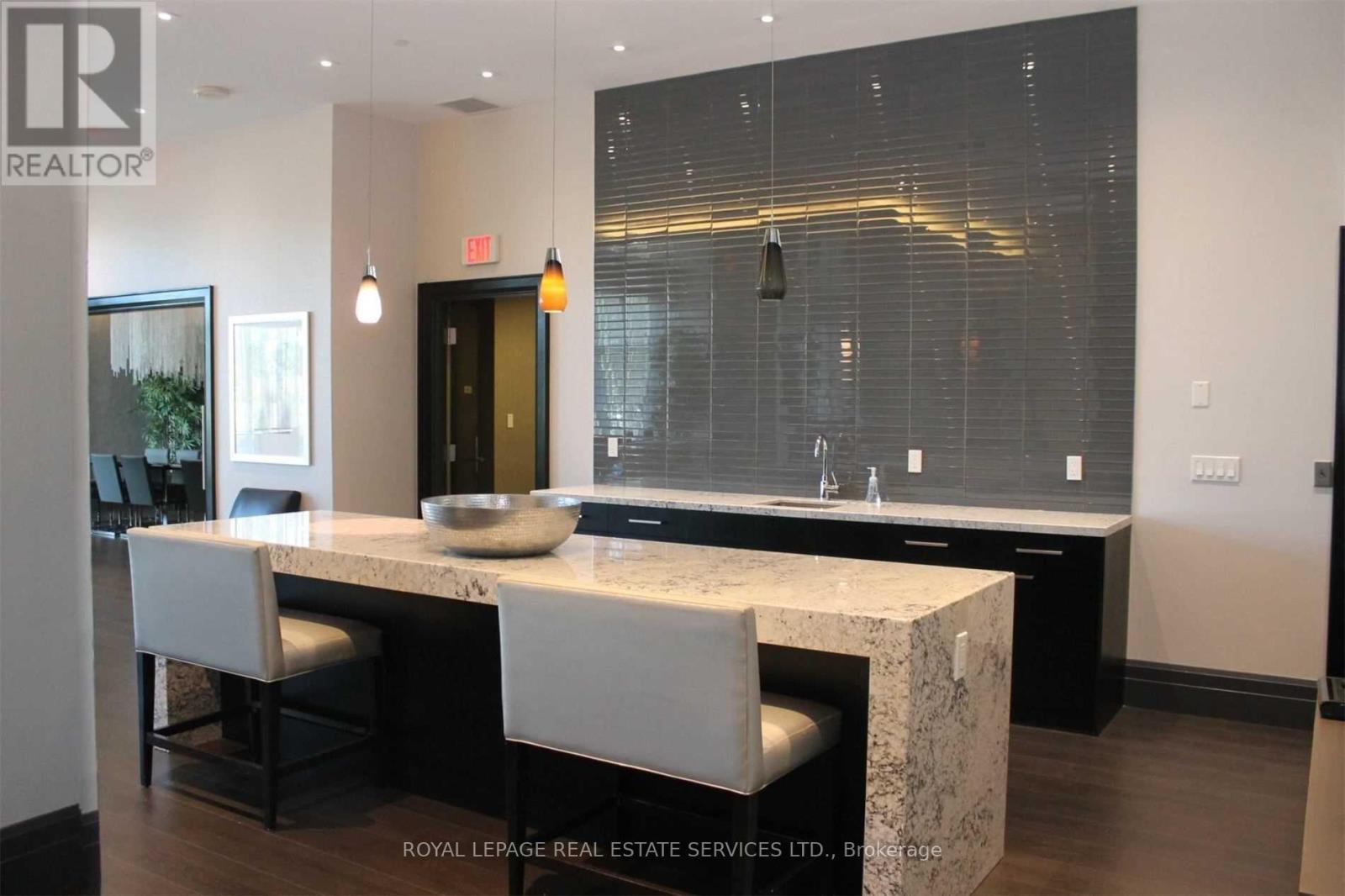 1513 - 55 Speers Road, Oakville, Ontario  L6K 3R6 - Photo 18 - W12905370