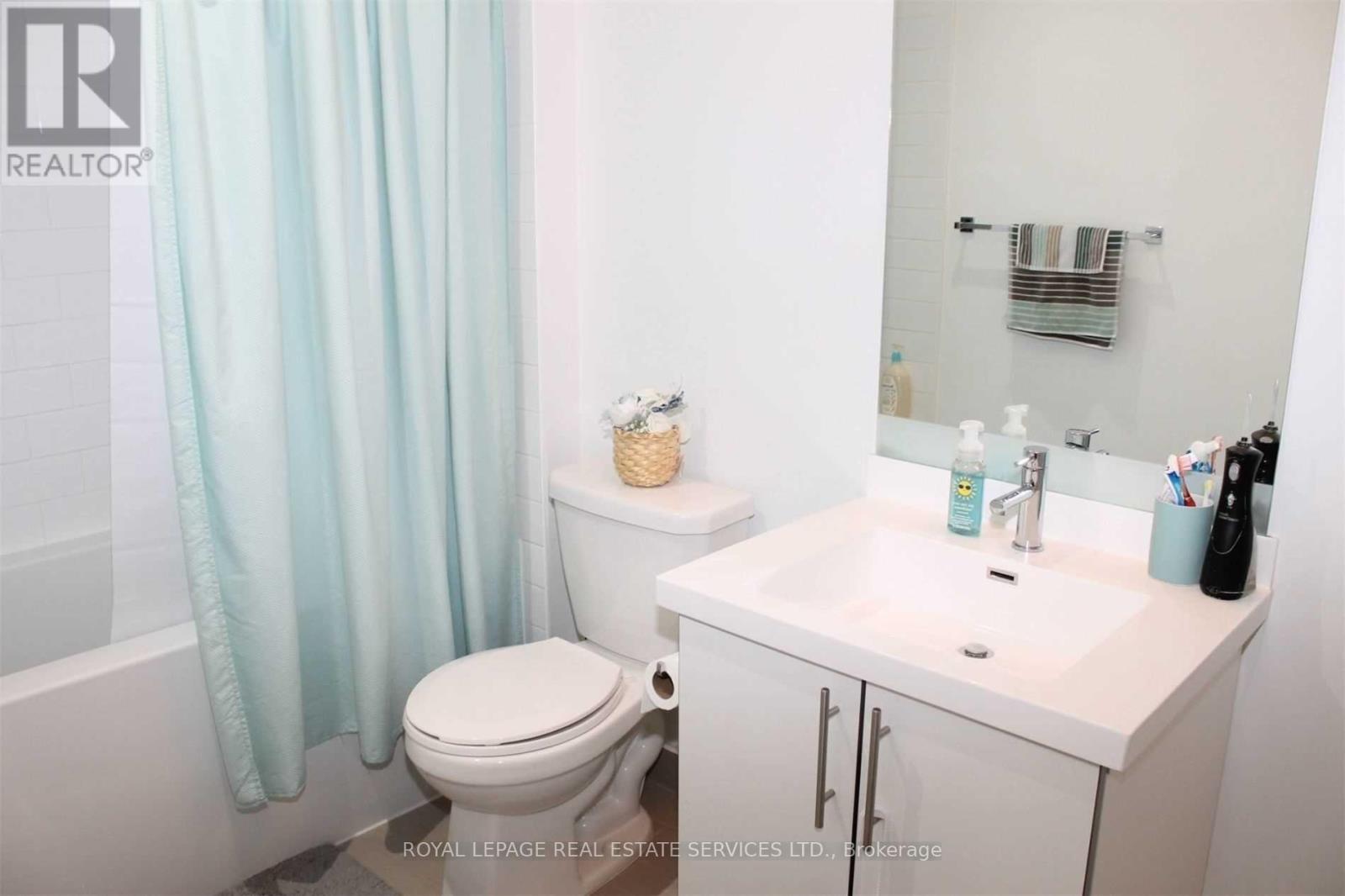 1513 - 55 Speers Road, Oakville, Ontario  L6K 3R6 - Photo 7 - W12905370