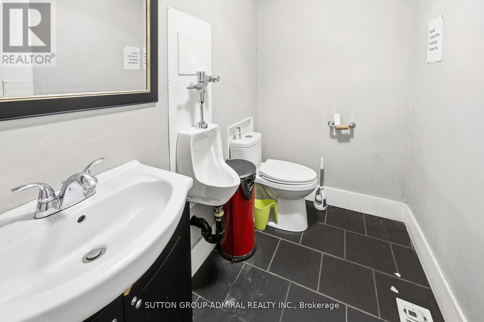 1015 Finch Avenue W, Toronto, Ontario  M3J 2C7 - Photo 15 - W12905394