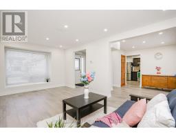 15 HEATHERSIDE COURT, Brampton, Ontario