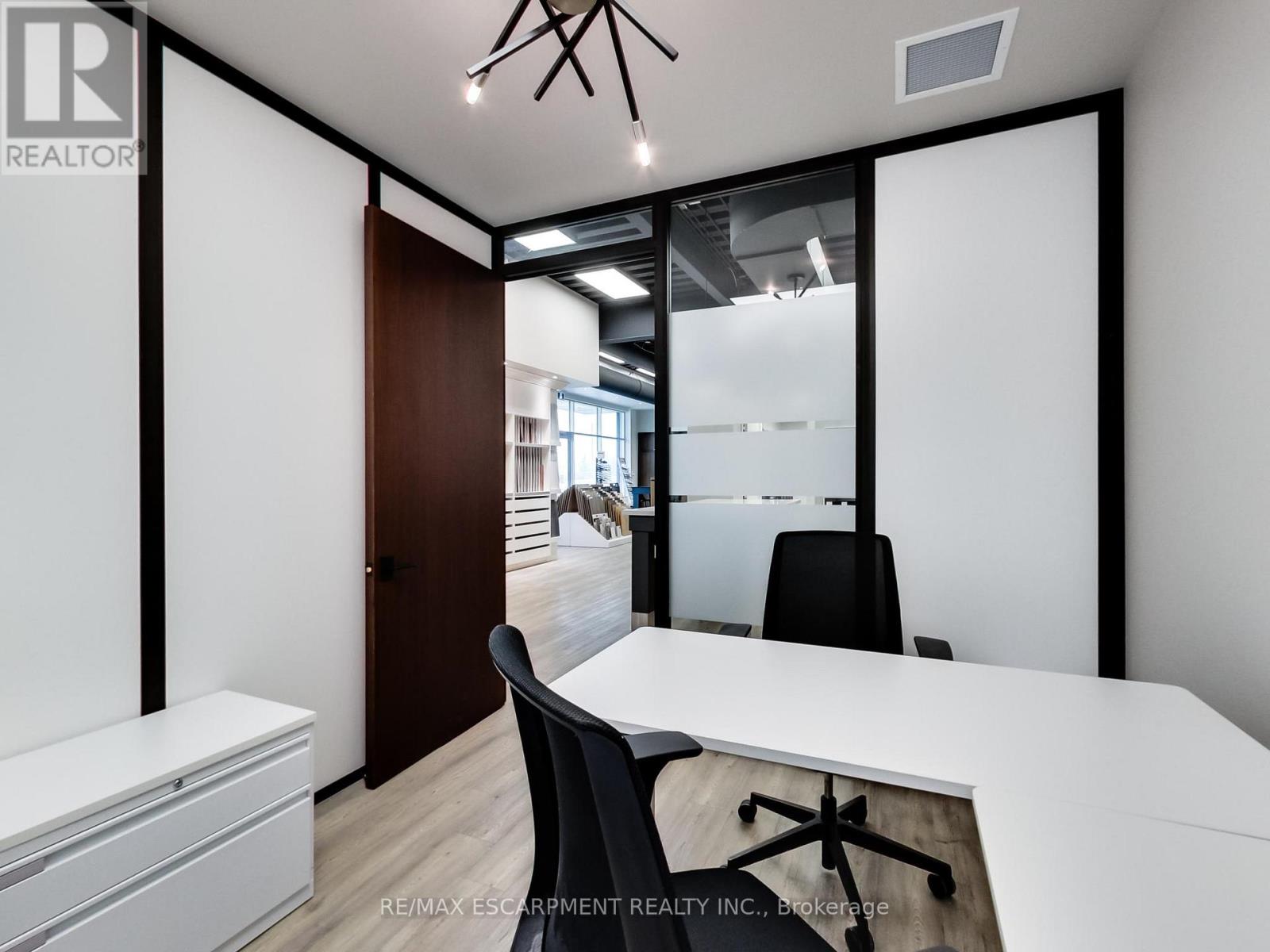 103 - 3170 Harvester Road, Burlington, Ontario  L7N 3W8 - Photo 35 - W12905446