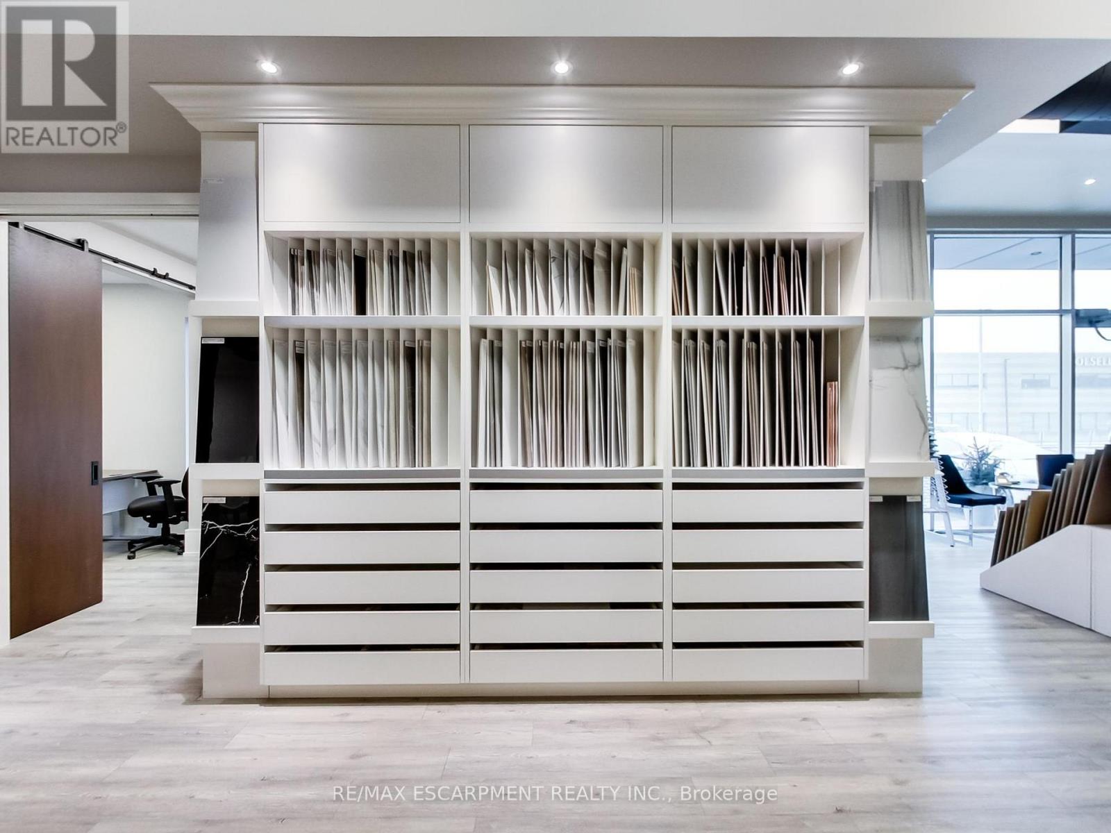 103 - 3170 Harvester Road, Burlington, Ontario  L7N 3W8 - Photo 38 - W12905446