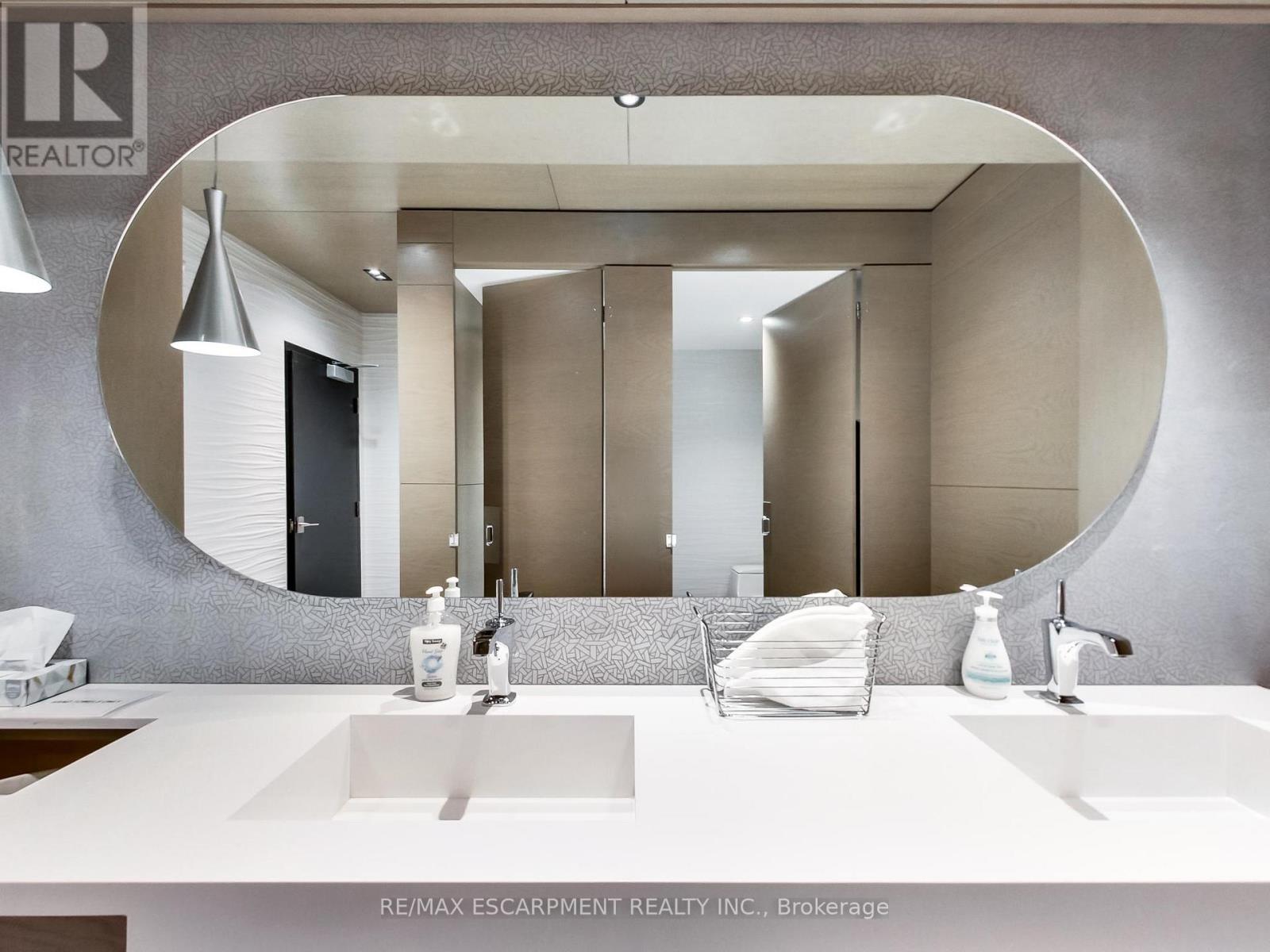 103 - 3170 Harvester Road, Burlington, Ontario  L7N 3W8 - Photo 47 - W12905446