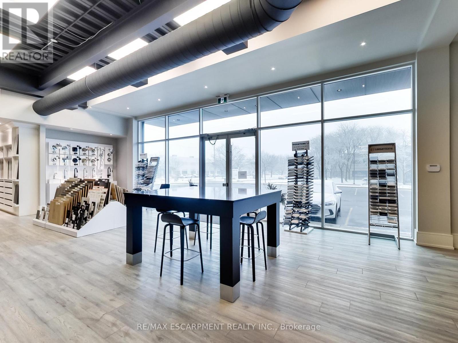 103 - 3170 Harvester Road, Burlington, Ontario  L7N 3W8 - Photo 9 - W12905454