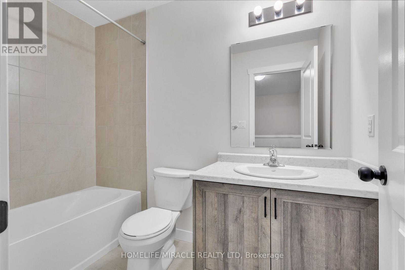 19 Wilkinson Avenue, Cambridge, Ontario  N1S 0C5 - Photo 11 - X12905402