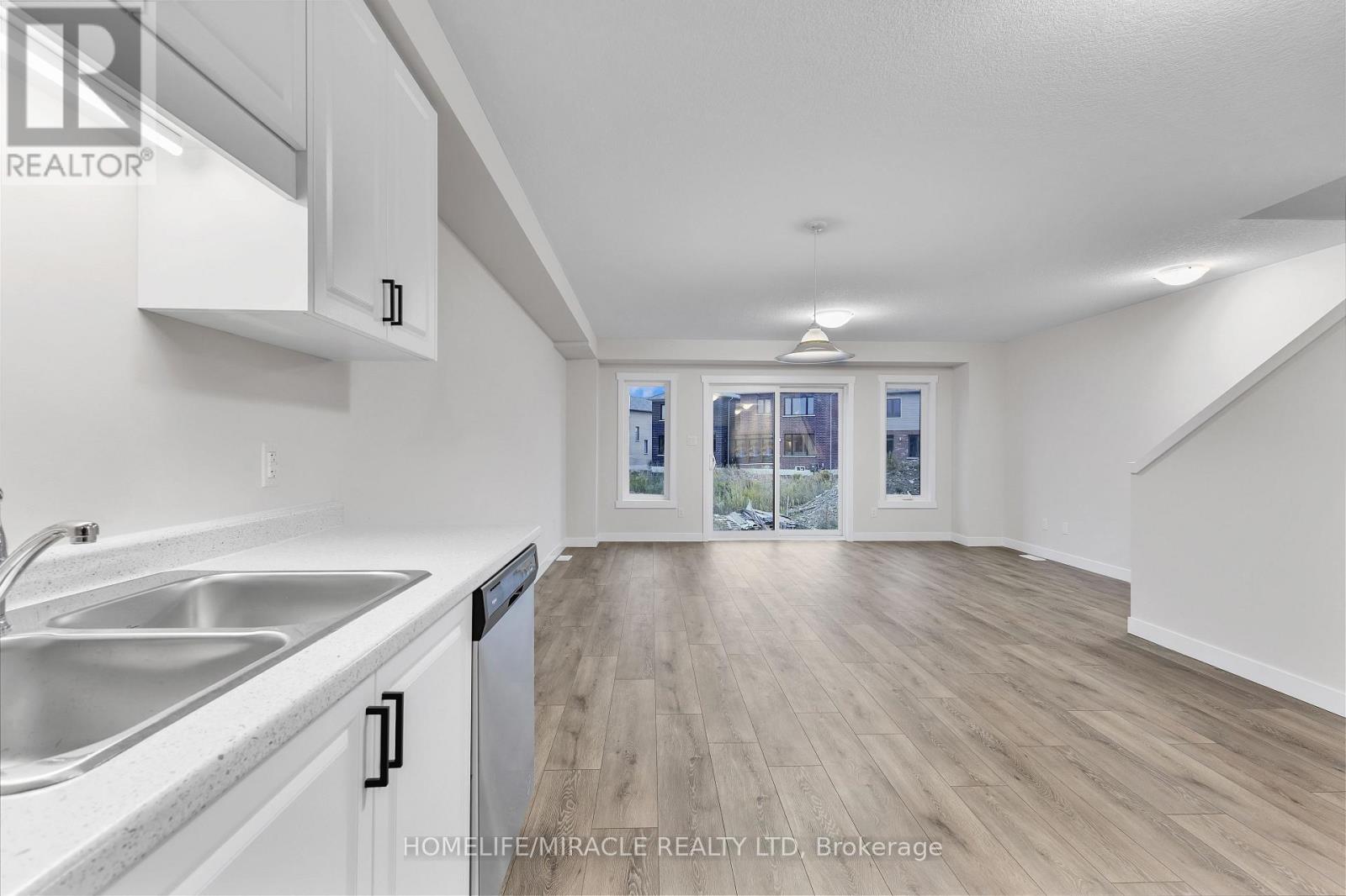 19 Wilkinson Avenue, Cambridge, Ontario  N1S 0C5 - Photo 23 - X12905402