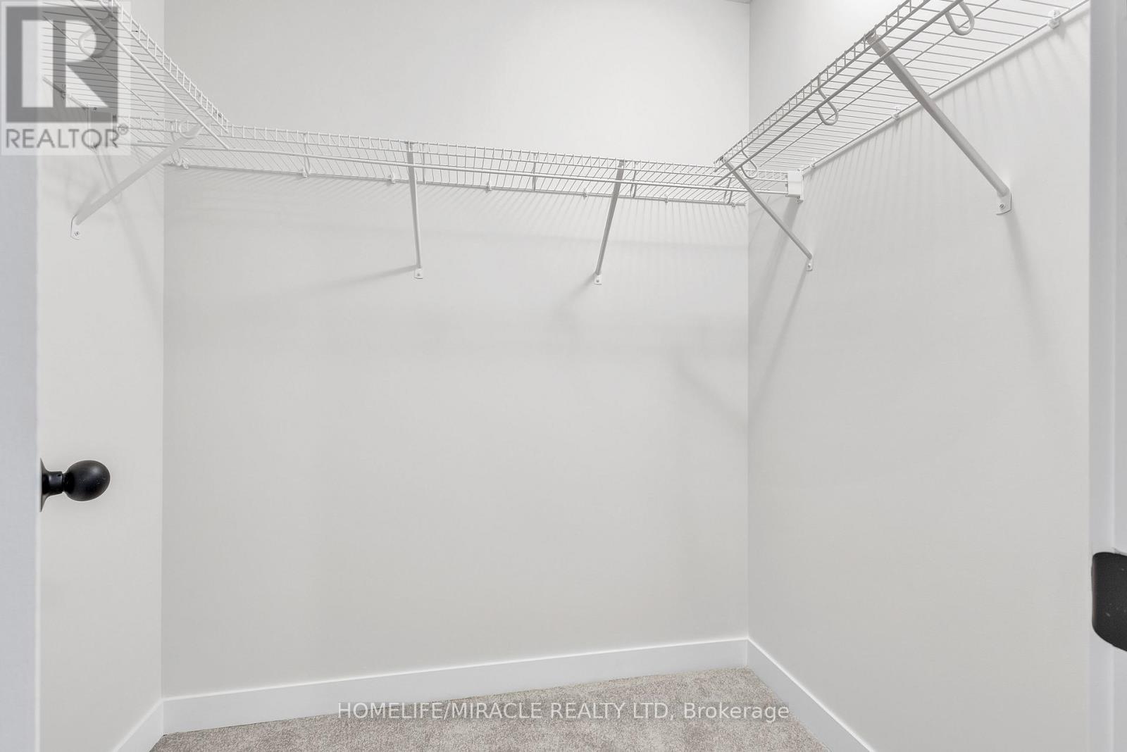 19 Wilkinson Avenue, Cambridge, Ontario  N1S 0C5 - Photo 7 - X12905402