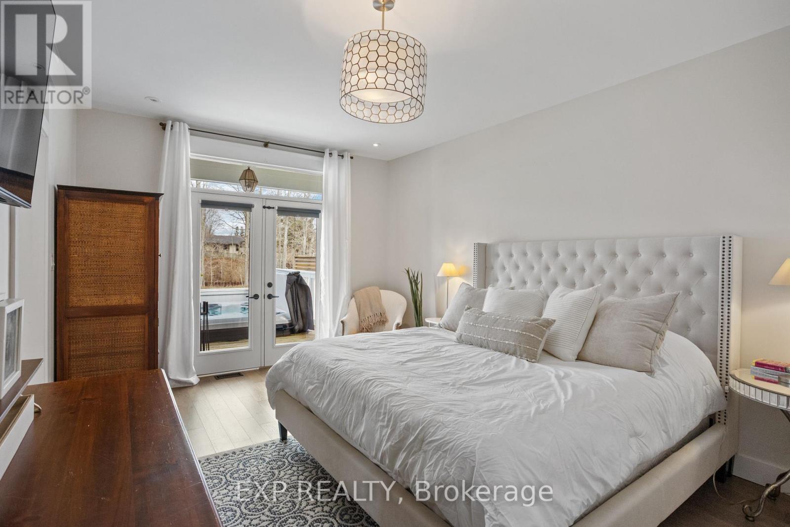 89 Gill Road, Lambton Shores, Ontario  N0M 1T0 - Photo 24 - X12905410