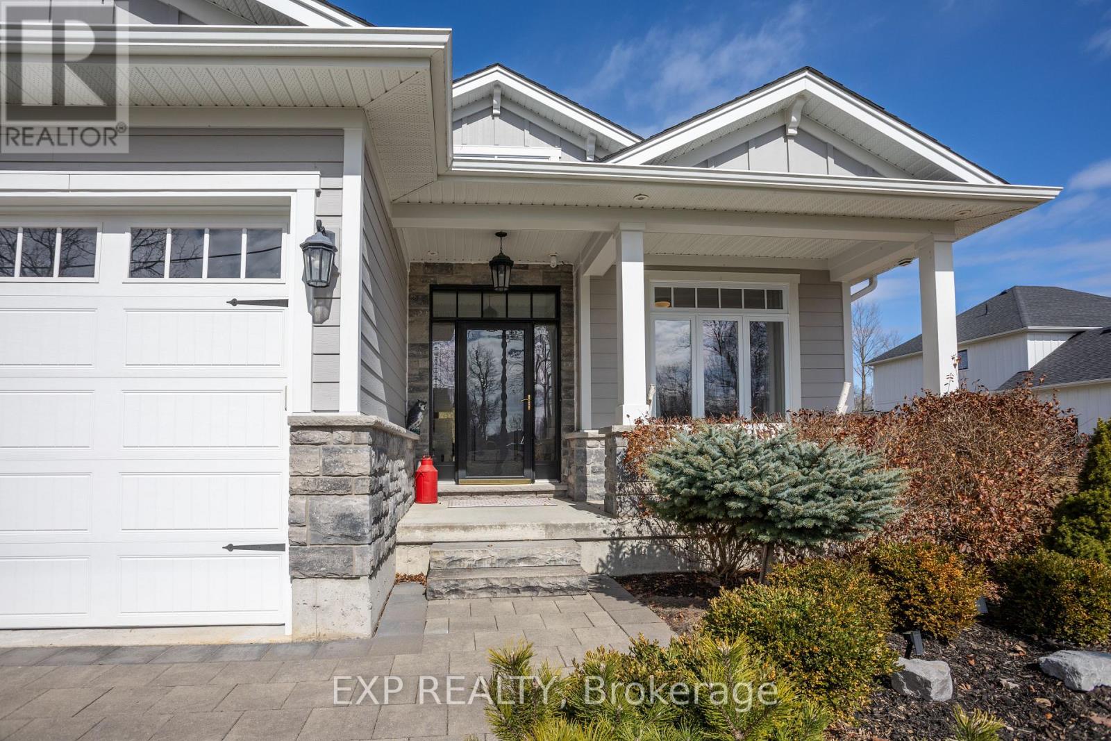 89 Gill Road, Lambton Shores, Ontario  N0M 1T0 - Photo 5 - X12905410