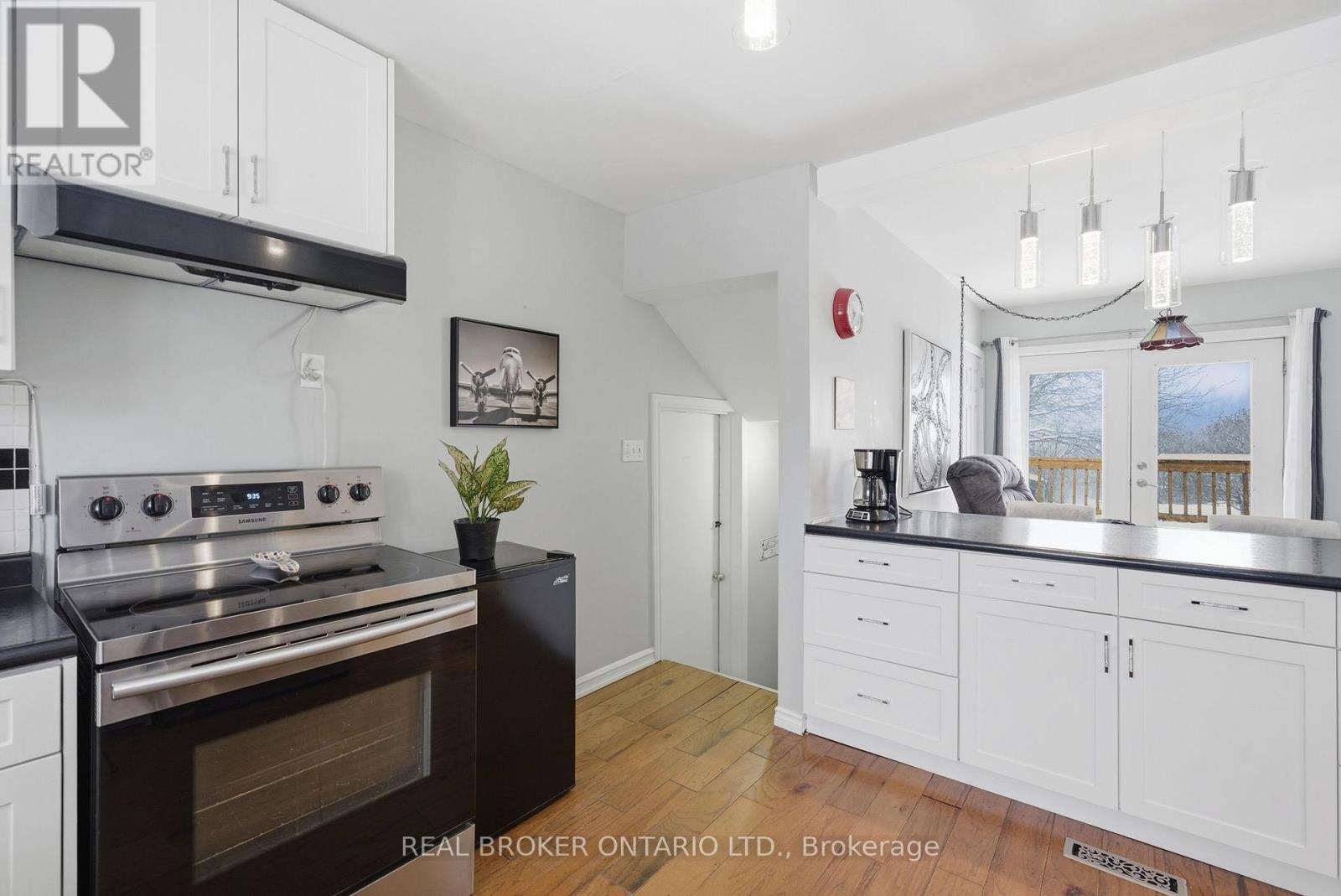 1157 Lakeshore Road, Port Hope, Ontario  L1B 1L9 - Photo 7 - X12905452