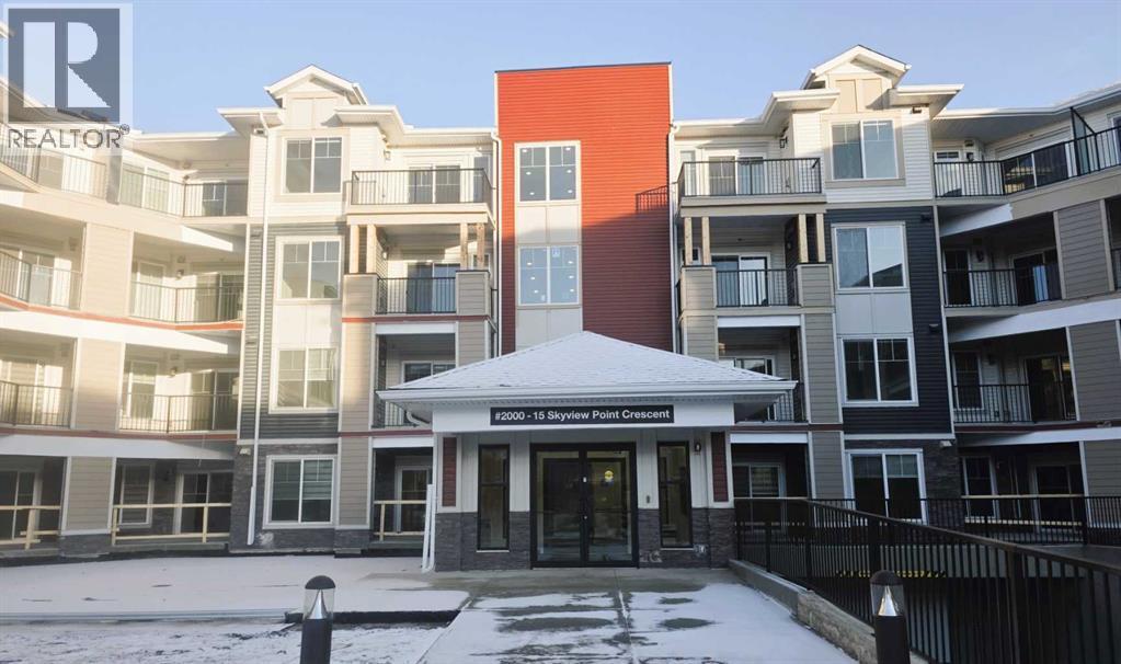 2220, 15 Skyview Point Crescent, Calgary, Alberta