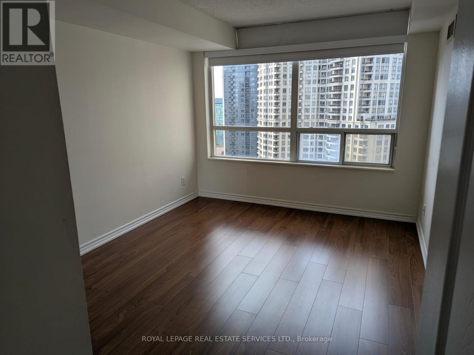 1903 - 3880 Duke Of York Boulevard, Mississauga, Ontario  L5B 4M7 - Photo 9 - W12724828