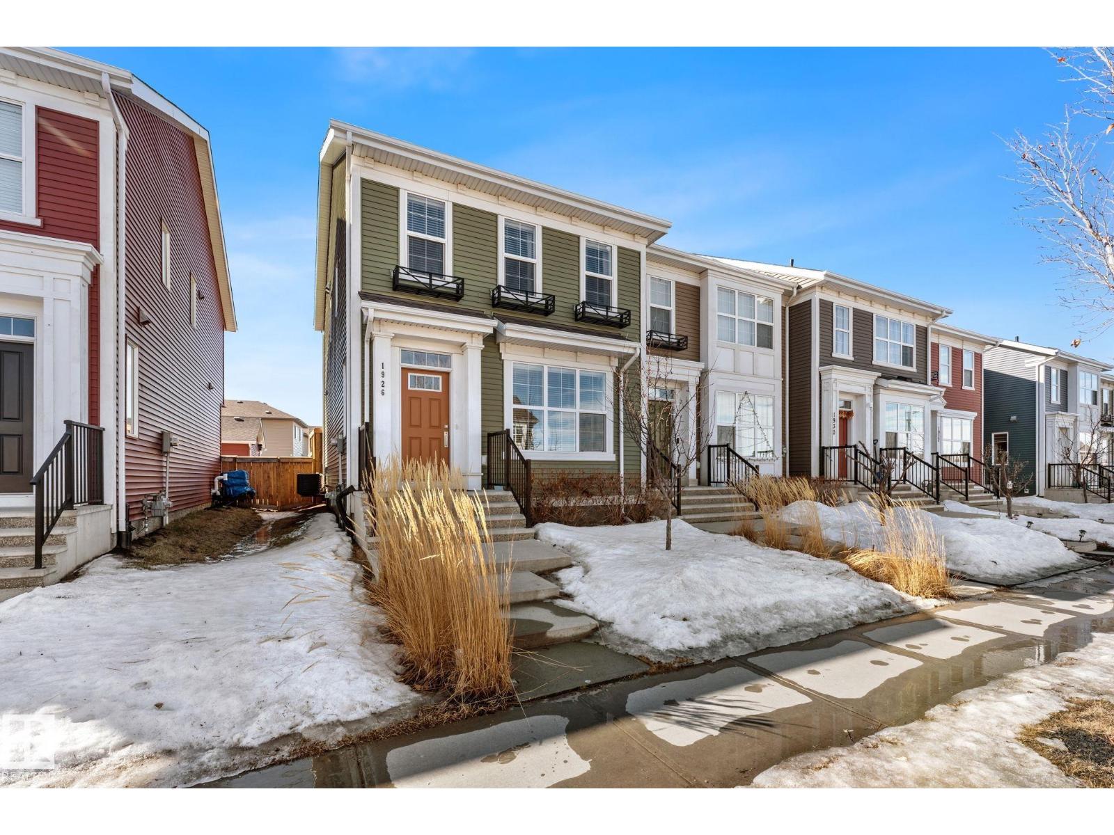 1926 24 ST NW, edmonton, Alberta
