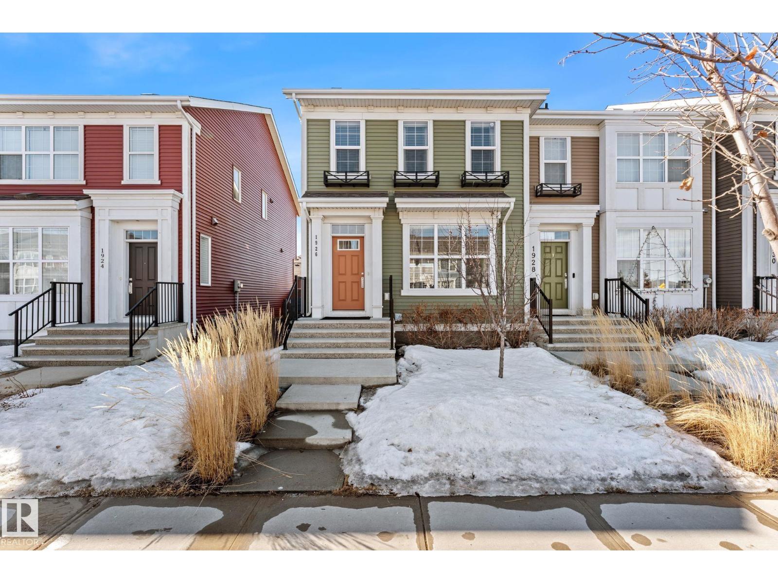 1926 24 St Nw, Edmonton, Alberta  T6T 2C9 - Photo 2 - E4478503