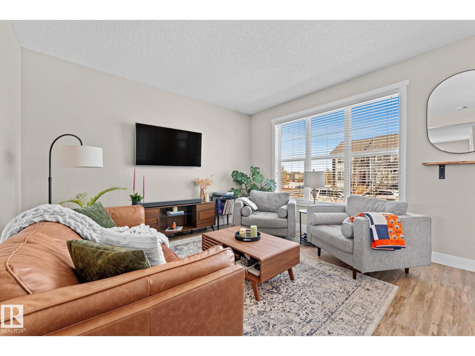 1926 24 St Nw, Edmonton, Alberta  T6T 2C9 - Photo 7 - E4478503