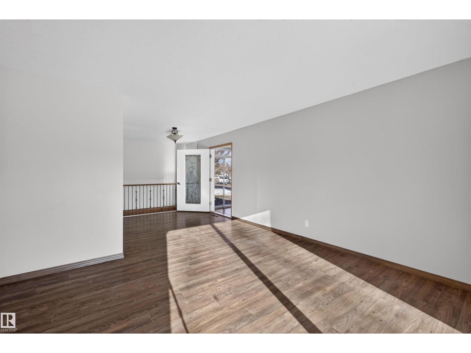 64 Circlewood Dr, Sherwood Park, Alberta  T8A 0K6 - Photo 5 - E4478505