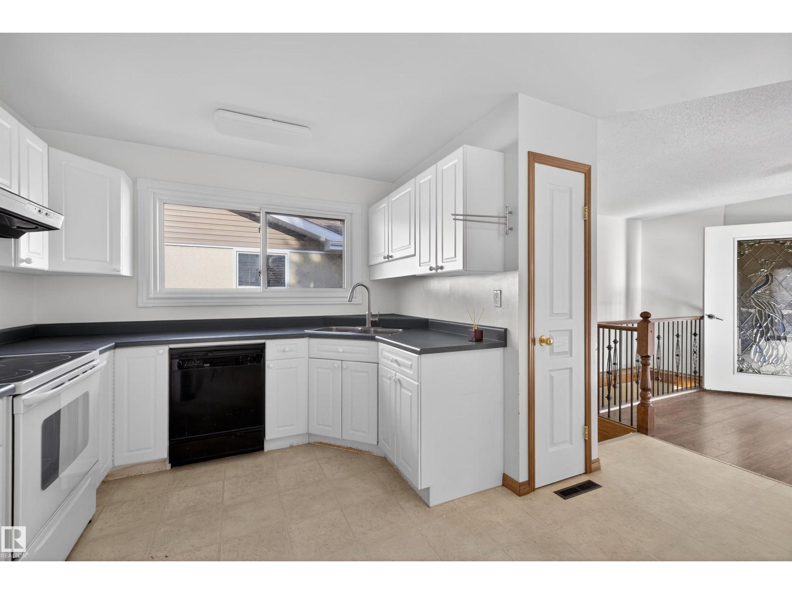 64 Circlewood Dr, Sherwood Park, Alberta  T8A 0K6 - Photo 13 - E4478505