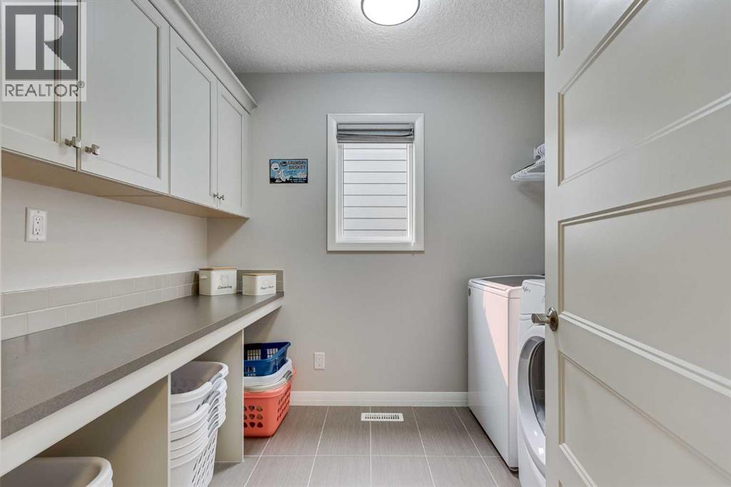 55 Sage Bluff Green NW, Calgary, Alberta  T2R 0X8 - Photo 25 - A2293713