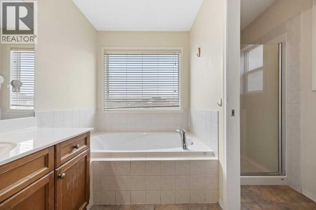 19 Sienna Park Crescent Sw, Calgary, Alberta  T3H 5H4 - Photo 29 - A2294385