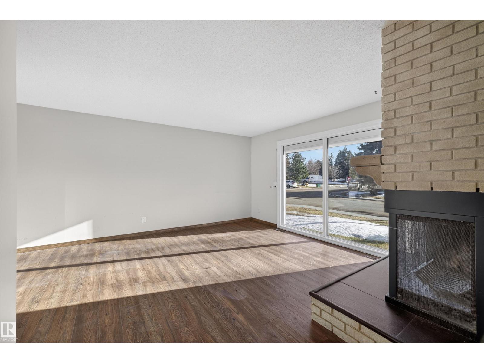 64 Circlewood Dr, Sherwood Park, Alberta  T8A 0K6 - Photo 3 - E4478505