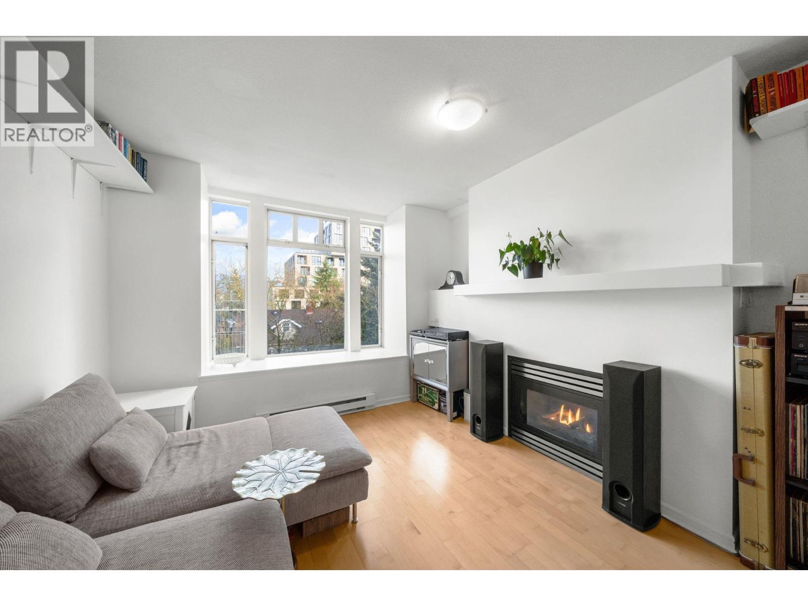 301 3727 W 10 Avenue, Vancouver, British Columbia  V6R 2G5 - Photo 4 - R3093650