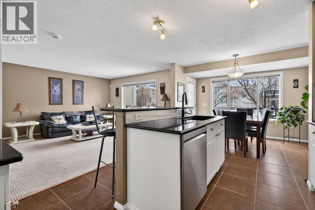 7 Cougar Ridge Bay Sw, Calgary, Alberta  T3H 5C4 - Photo 14 - A2288741