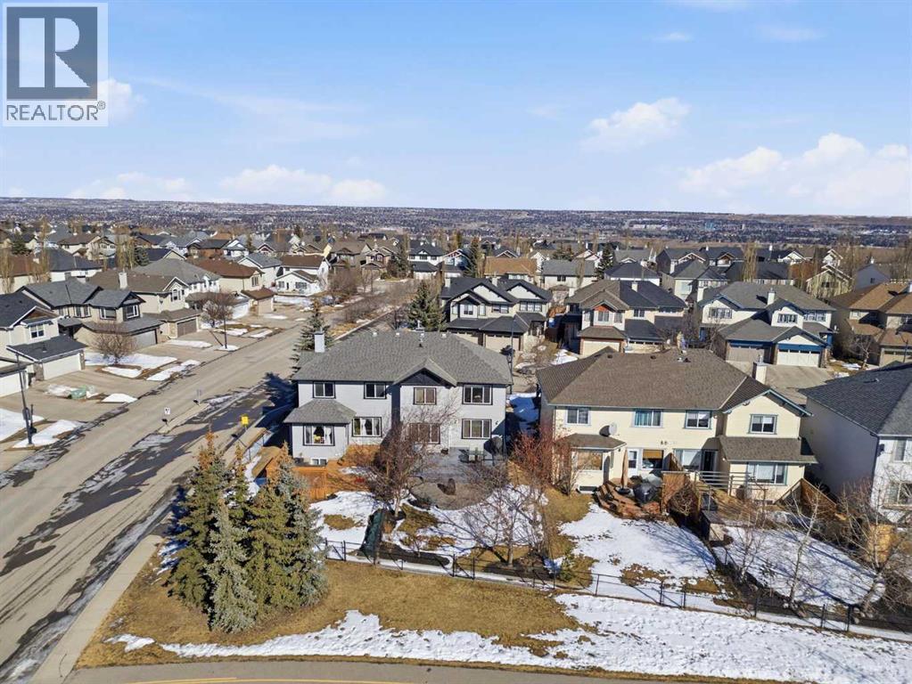 7 Cougar Ridge Bay Sw, Calgary, Alberta  T3H 5C4 - Photo 40 - A2288741