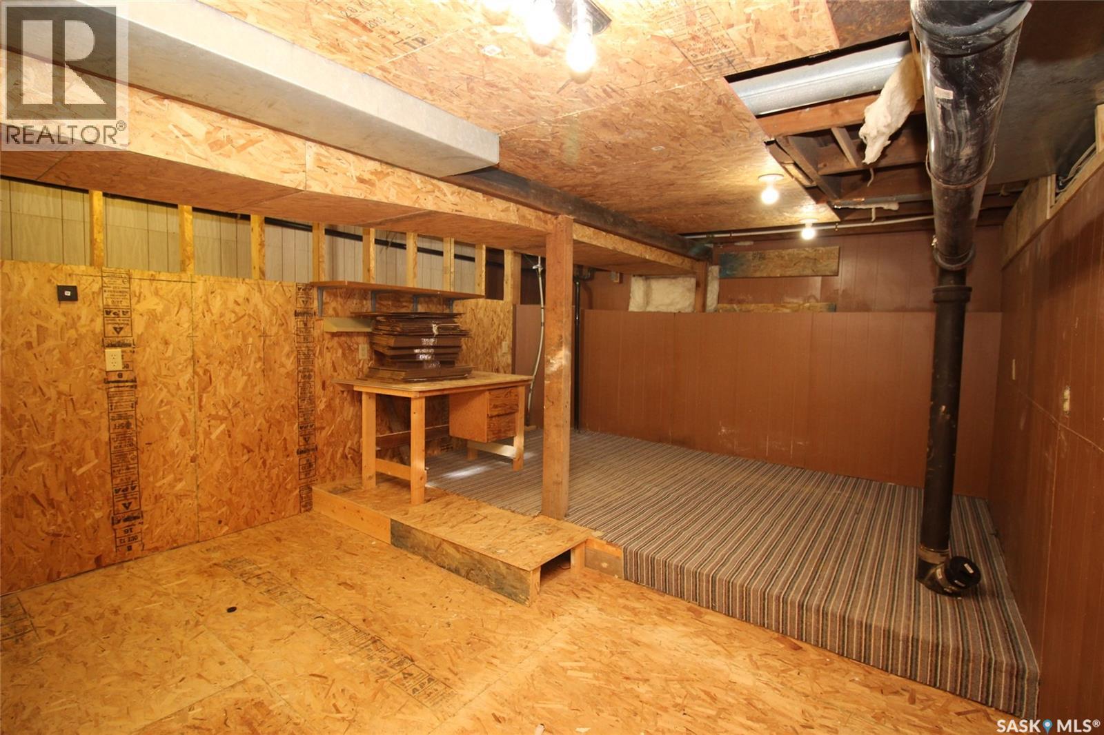 491 1st Street W, Shaunavon, Saskatchewan  S0N 2M0 - Photo 24 - SK030976