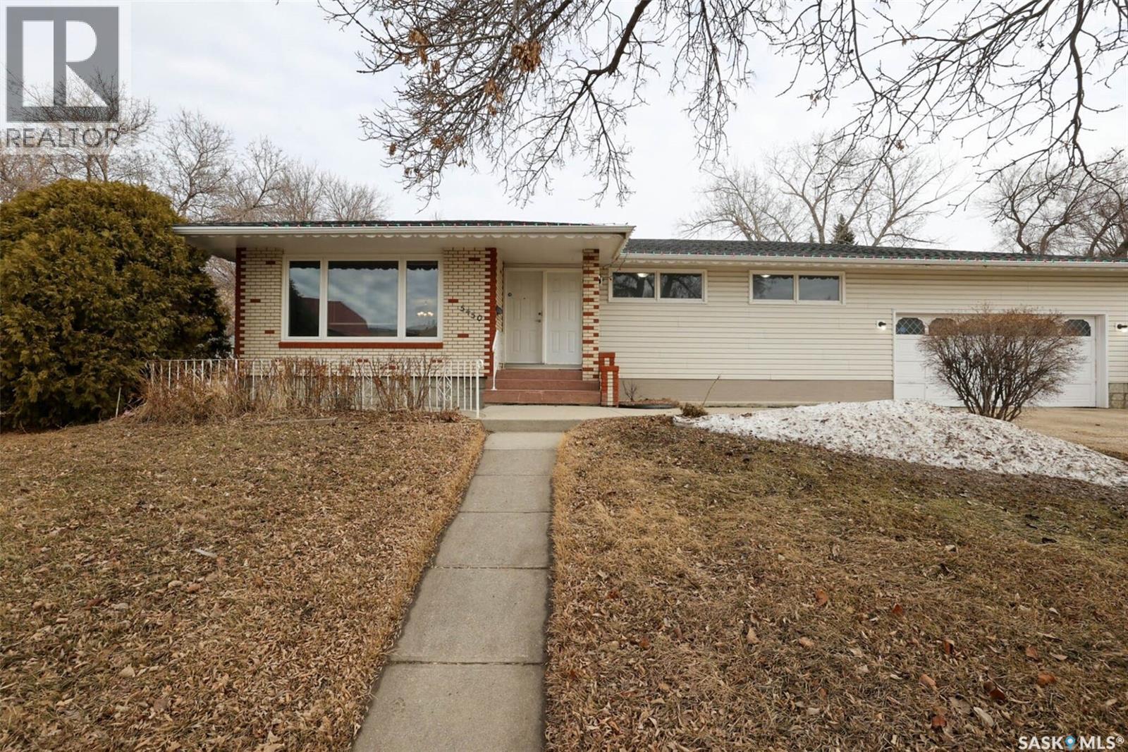 5450 Sherwood DRIVE, Regina, Saskatchewan