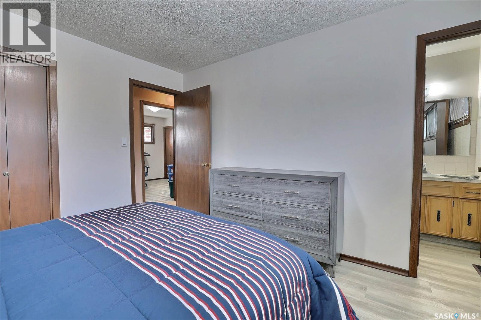 5450 Sherwood Drive, Regina, Saskatchewan  S4R 5M3 - Photo 14 - SK030972