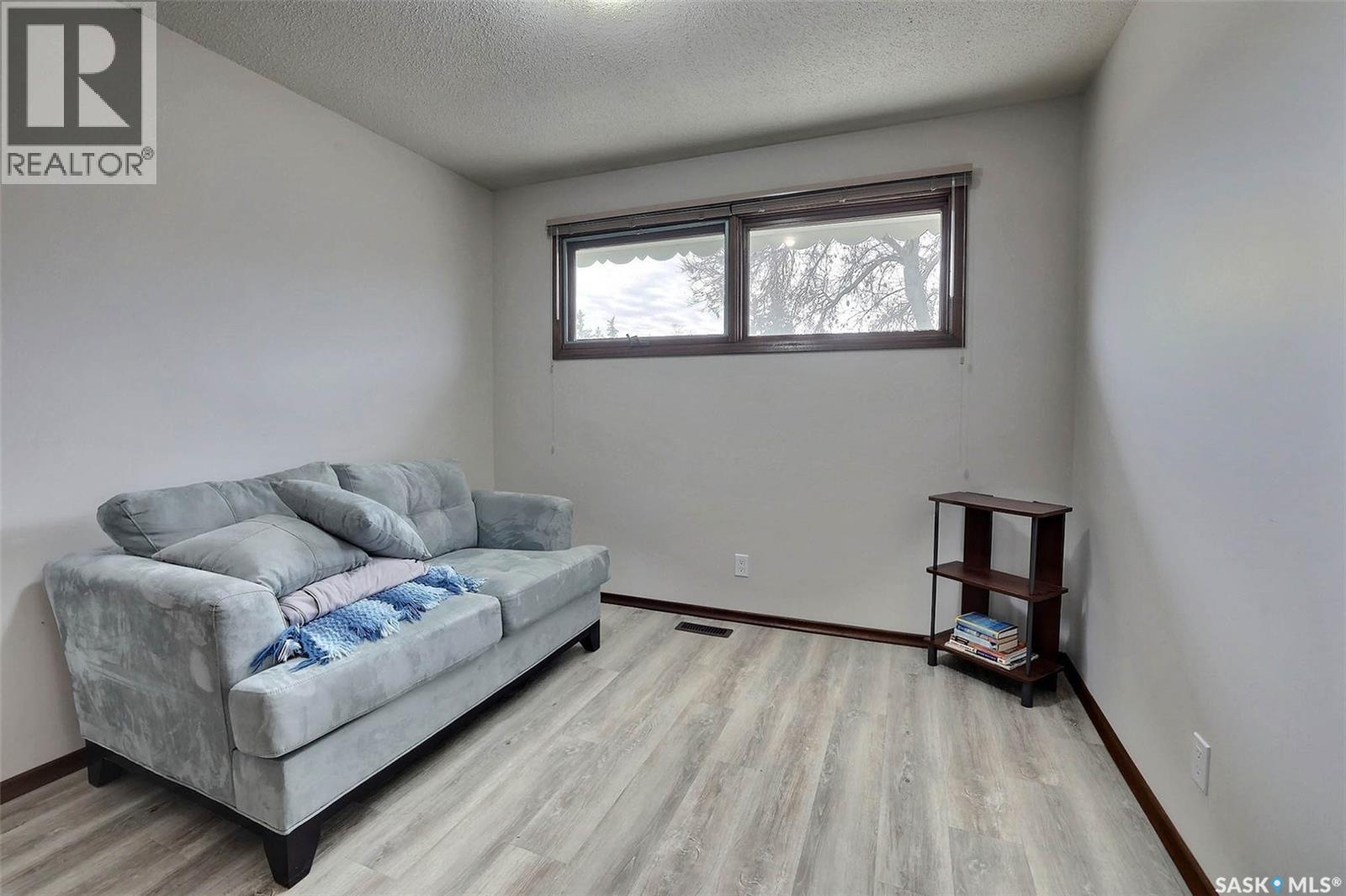 5450 Sherwood Drive, Regina, Saskatchewan  S4R 5M3 - Photo 16 - SK030972